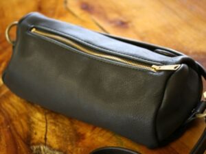 エルクスキンショルダーバックLBG129